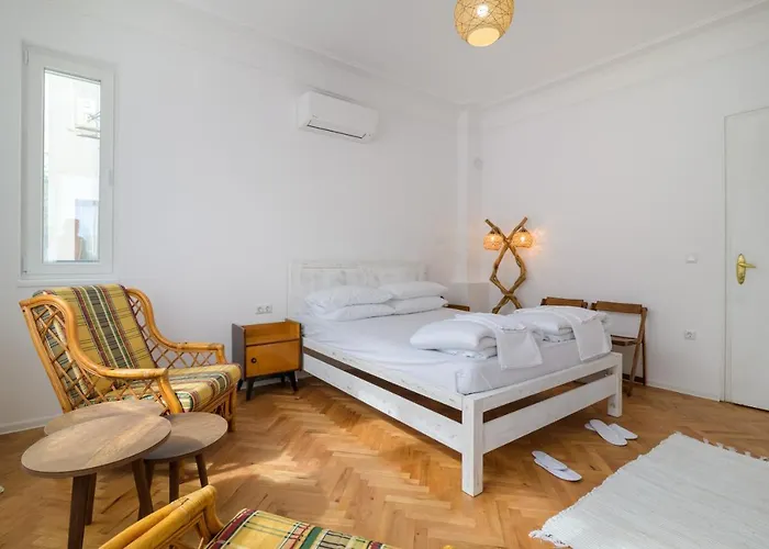 Boho Chic Free Parking Varna