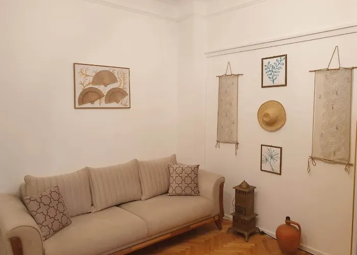 Boho Chic Free Parking Apartment *