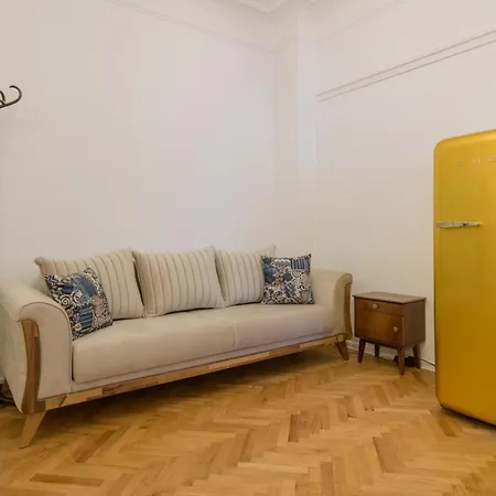 Boho Chic Free Parking